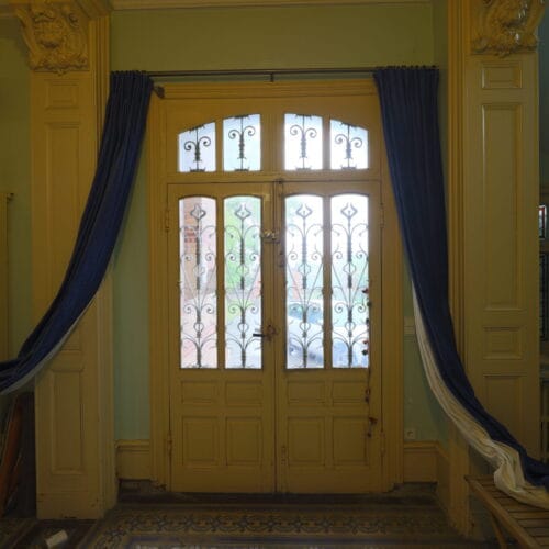 reproduction isolante porte ancienne avant