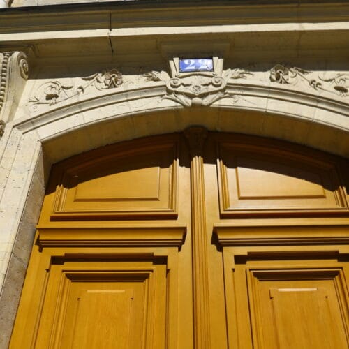 Reproduction porte cochère