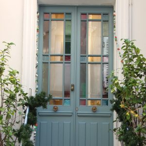Reproduction isolante de porte ancienne