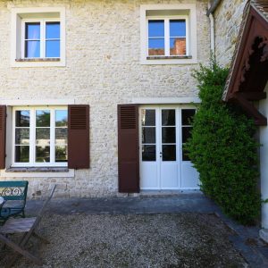 menuiseries avec vitraux contraintes techniques