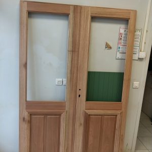 Reproduction isolante porte ancienne