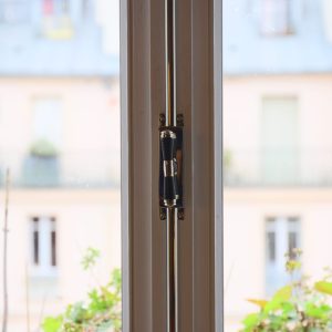 Fenêtre à vitrage sous vide