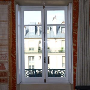 Fenêtre à vitrage sous vide