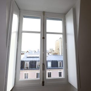 Fenêtre à vitrage sous vide