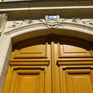 Reproduction porte cochère