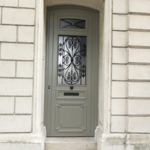 reproduction isolante porte ancienne