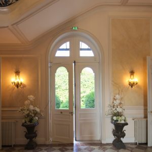 Restauration porte d'entrée