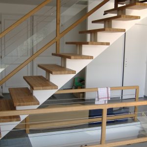 Escalier à double limon central